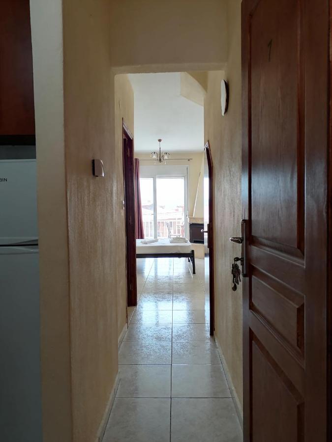 House Lena Apartment ซาร์ตี ภายนอก รูปภาพ
